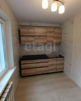 4-к квартира, вторичка, 58м2, 1/5 этаж