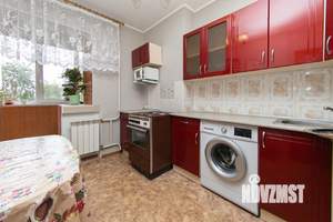 4-к квартира, вторичка, 75м2, 3/9 этаж