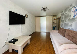 2-к квартира, вторичка, 54м2, 1/9 этаж