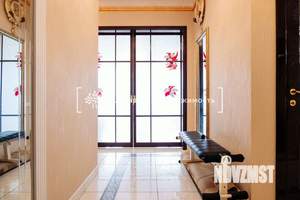 4-к квартира, вторичка, 142м2, 4/5 этаж