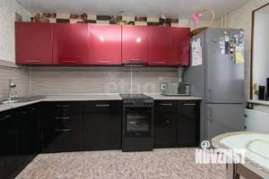 3-к квартира, вторичка, 77м2, 1/17 этаж