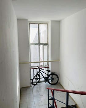 Студия квартира, вторичка, 46м2, 10/10 этаж