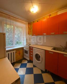 4-к квартира, вторичка, 60м2, 1/5 этаж