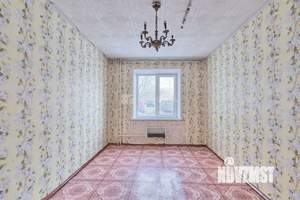 3-к квартира, вторичка, 64м2, 1/9 этаж