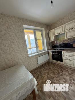 1-к квартира, вторичка, 38м2, 1/17 этаж