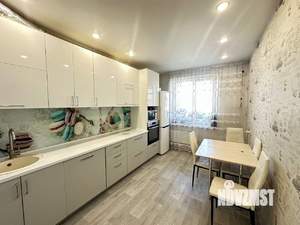 3-к квартира, вторичка, 77м2, 12/17 этаж