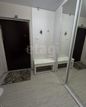 2-к квартира, вторичка, 64м2, 2/17 этаж