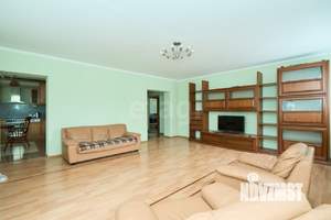 4-к квартира, вторичка, 148м2, 2/6 этаж