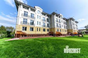 3-к квартира, вторичка, 103м2, 1/3 этаж