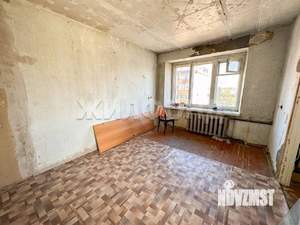 4-к квартира, вторичка, 60м2, 5/5 этаж