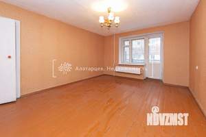 3-к квартира, вторичка, 75м2, 1/6 этаж