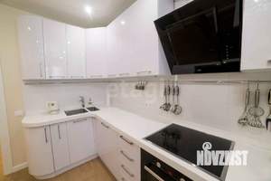 2-к квартира, вторичка, 64м2, 1/10 этаж