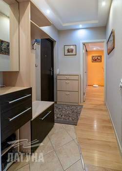 2-к квартира, вторичка, 54м2, 9/9 этаж