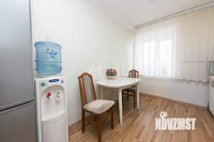 3-к квартира, вторичка, 63м2, 6/6 этаж