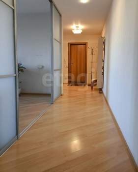 3-к квартира, вторичка, 82м2, 5/10 этаж